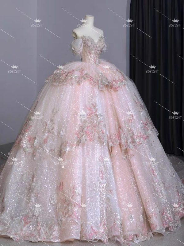 浪漫唯美粉色重工婚紗晚禮服/齊地/拖尾Romantic and beautiful pink heavy industry wedding evening dress/floor length/tail