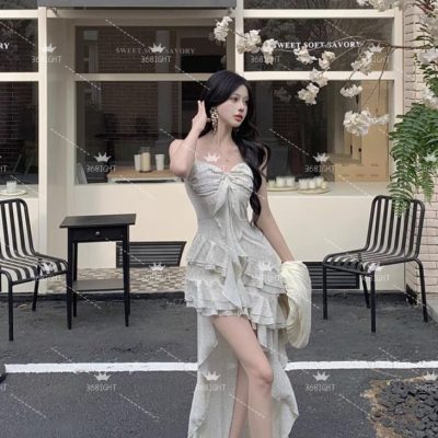 法式荷葉邊碎花不規則連身裙French ruffled floral irregular dress